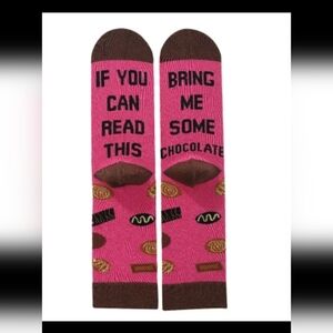 NWT Women's Socks "If you can read this, bring me some chocolate" Size 9-12